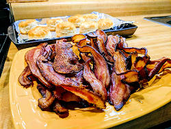 cooked bacon